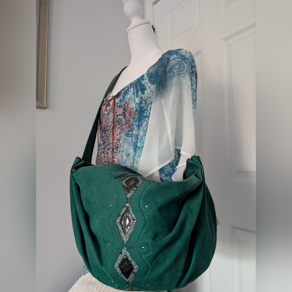 Neiman Marcus Vintage Boho Emerald Green Suede Shoulder Bag